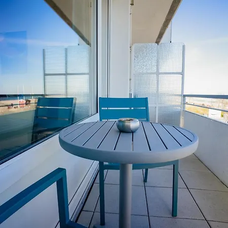 Studio 15 